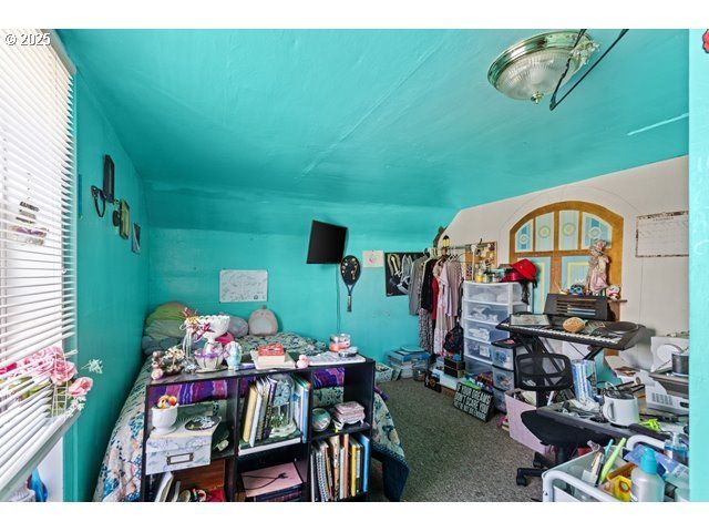 203 DEPOT St, Milton Freewater, OR 97862