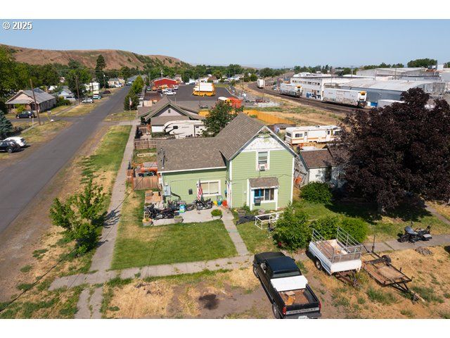 203 DEPOT St, Milton Freewater, OR 97862