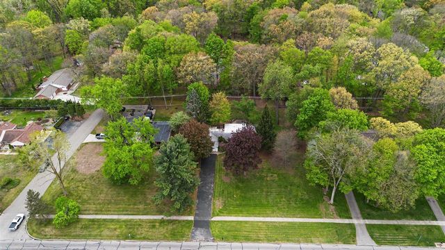 32633 6 Mile Road, Livonia, MI 48152