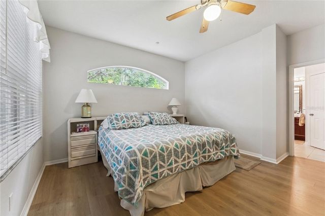 9885 LELAND DRIVE, Orlando, FL 32827