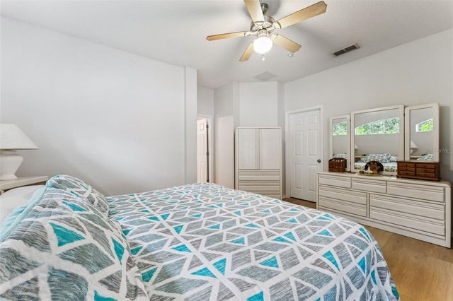 9885 LELAND DRIVE, Orlando, FL 32827