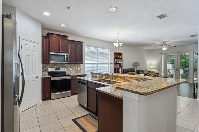 9885 LELAND DRIVE, Orlando, FL 32827