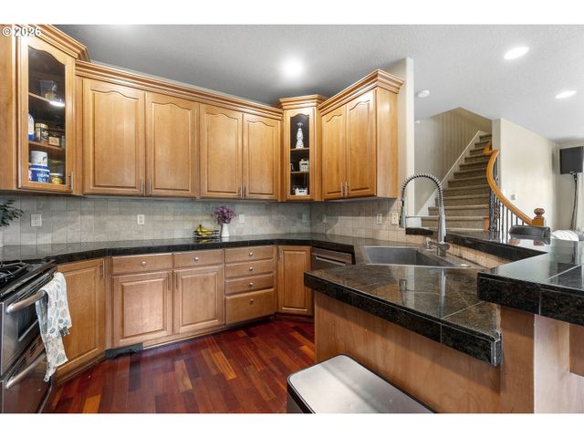 10506 Ne 69TH Cir, Vancouver, WA 98662