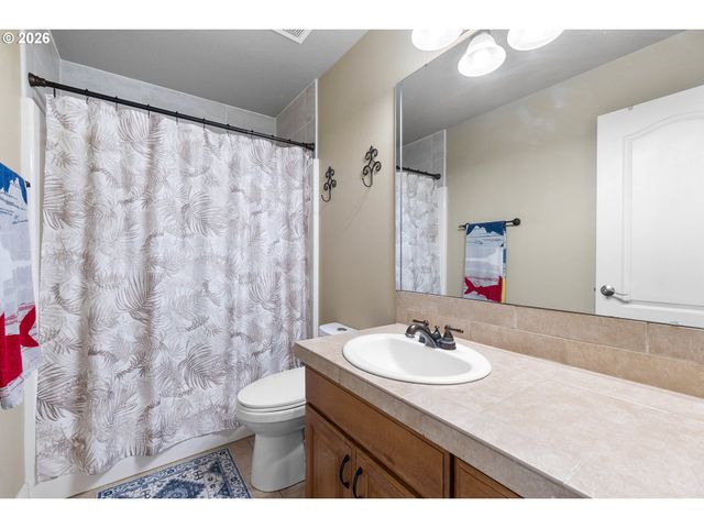 10506 Ne 69TH Cir, Vancouver, WA 98662