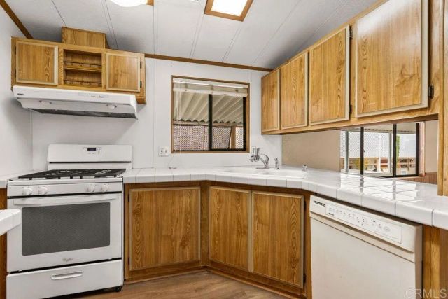 5228 Don Valdez Drive, Carlsbad, CA 92010