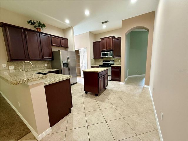5126 MAJESTIC WOODS PL, Sanford, FL 32771