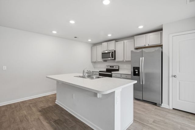 155 Golden Bear Circle, Longs, SC 29568