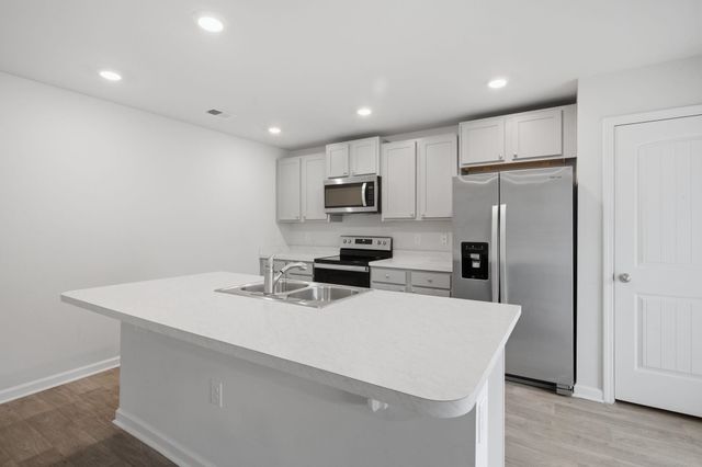 155 Golden Bear Circle, Longs, SC 29568