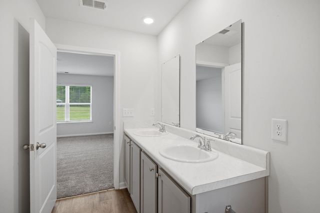 155 Golden Bear Circle, Longs, SC 29568
