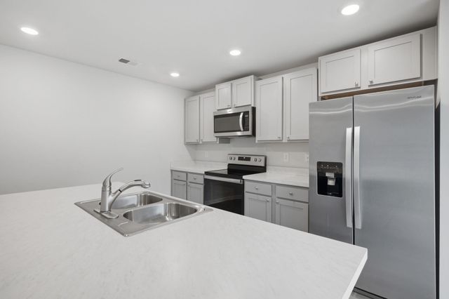 155 Golden Bear Circle, Longs, SC 29568