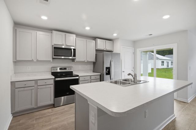 155 Golden Bear Circle, Longs, SC 29568