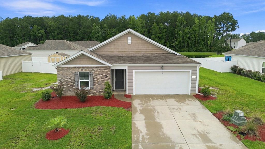 155 Golden Bear Circle, Longs, SC 29568
