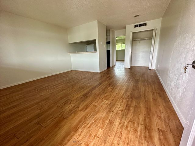 10810 Newmont RD 7, Austin, TX 78758