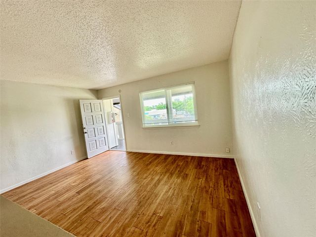 10810 Newmont RD 7, Austin, TX 78758