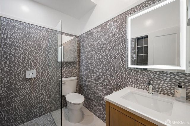 26 27th Street, San Francisco, CA 94110