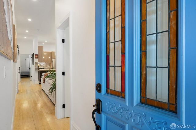 26 27th Street, San Francisco, CA 94110