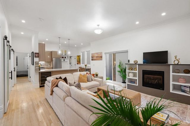 26 27th Street, San Francisco, CA 94110