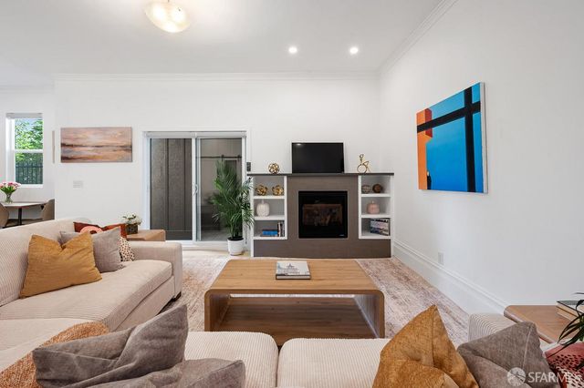 26 27th Street, San Francisco, CA 94110