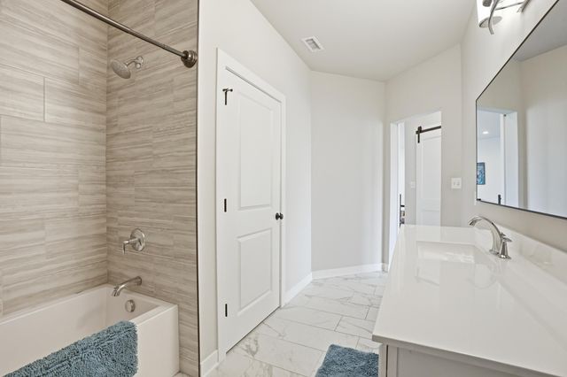 9610 N Centennial Drive 206, Munster, IN 46321