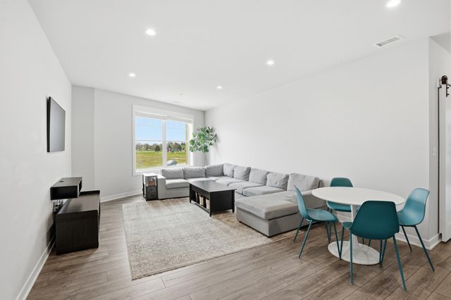 9610 N Centennial Drive 206, Munster, IN 46321