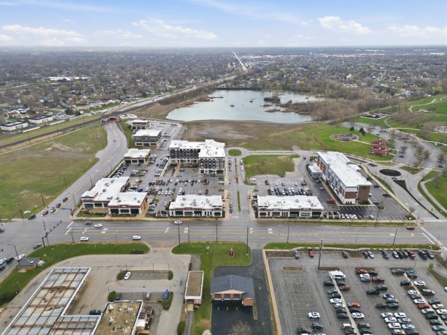 9610 N Centennial Drive 206, Munster, IN 46321