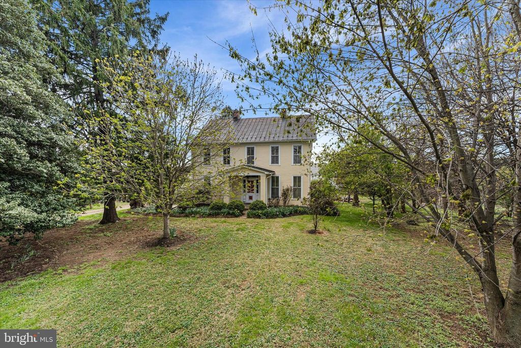 36625 SHOEMAKER SCHOOL RD, Purcellville, VA 20132
