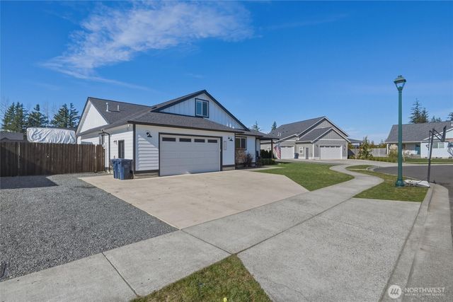 1203 Red Tail Court, Everson, WA 98247