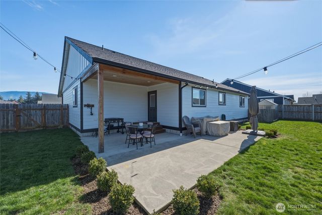 1203 Red Tail Court, Everson, WA 98247