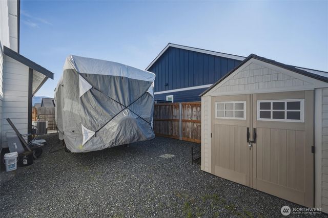 1203 Red Tail Court, Everson, WA 98247