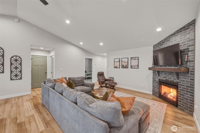 1203 Red Tail Court, Everson, WA 98247