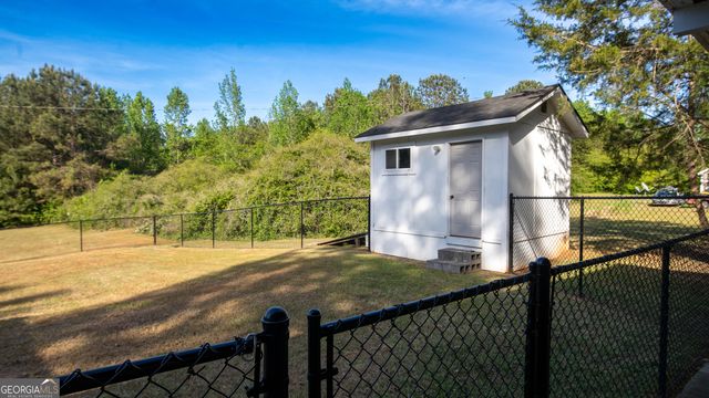 11331 Luthersville Road, Gay, GA 30218