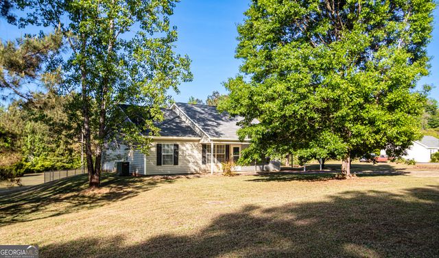 11331 Luthersville Road, Gay, GA 30218
