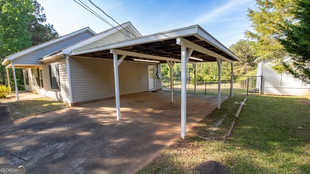 11331 Luthersville Road, Gay, GA 30218