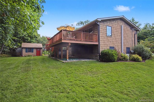 17 Scotsdale Road, Carmel, NY 10512