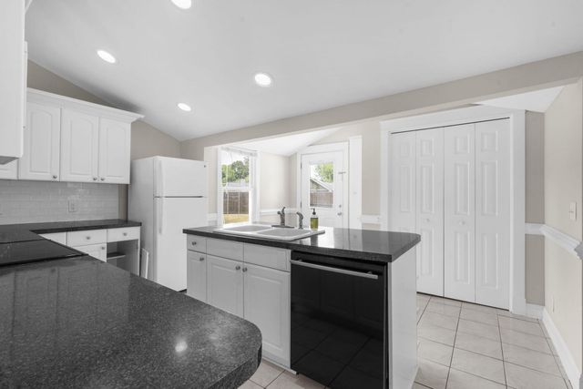 2217 Doris Drive, Charleston, SC 29414
