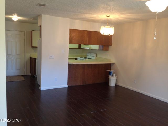 1325 W 12th Street C3, Panama City, FL 32401