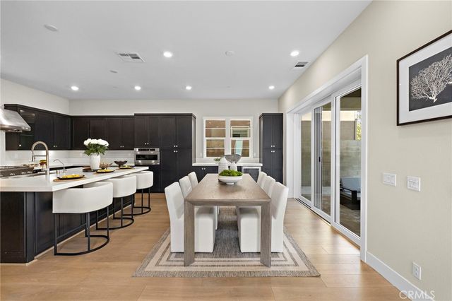 77 Pelican, Irvine, CA 92618
