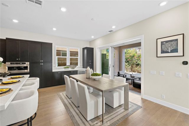 77 Pelican, Irvine, CA 92618