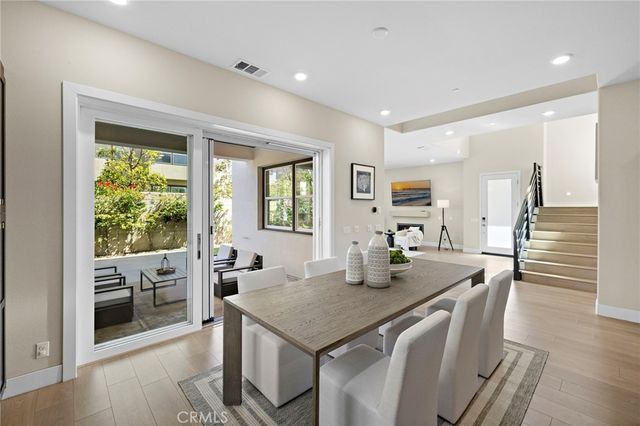 77 Pelican, Irvine, CA 92618