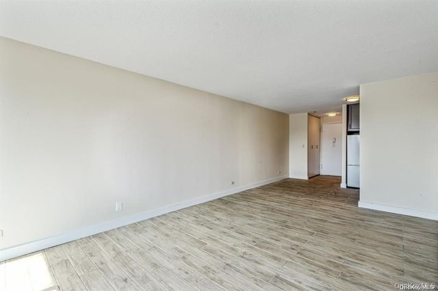 152-18 Union Turnpike 4 P, Flushing, NY 11367