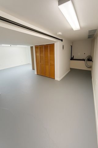 39 Silvia Ct 39, Boston, MA 02136