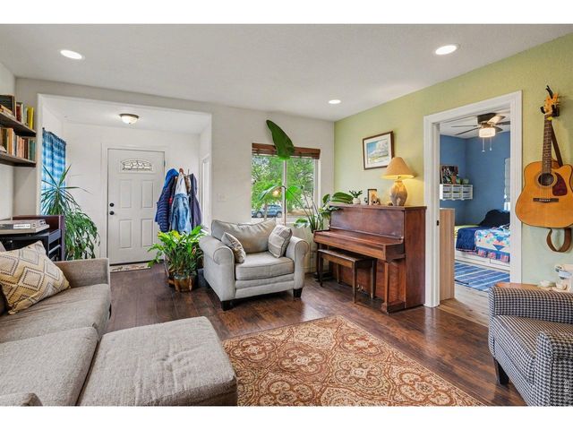 1720 12th St, Greeley, CO 80631