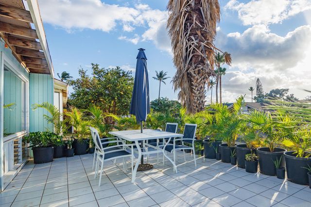 1669 Hoonanea St, Kihei, HI 96753