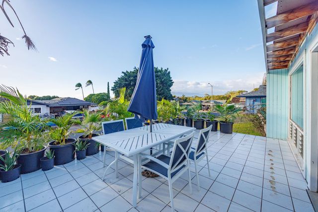 1669 Hoonanea St, Kihei, HI 96753