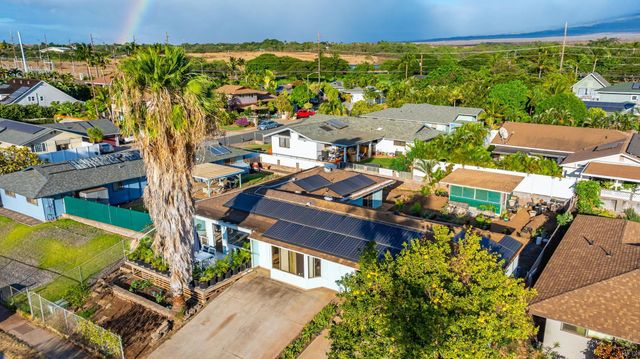 1669 Hoonanea St, Kihei, HI 96753