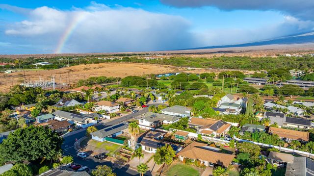 1669 Hoonanea St, Kihei, HI 96753