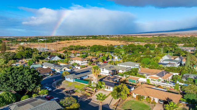 1669 Hoonanea St, Kihei, HI 96753