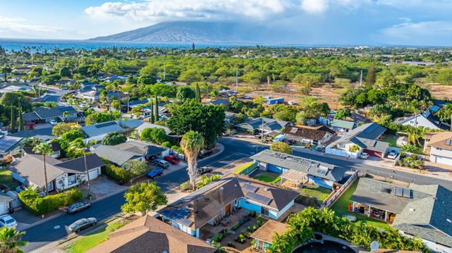 1669 Hoonanea St, Kihei, HI 96753