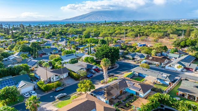 1669 Hoonanea St, Kihei, HI 96753