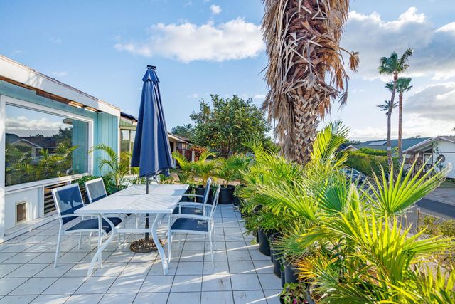 1669 Hoonanea St, Kihei, HI 96753